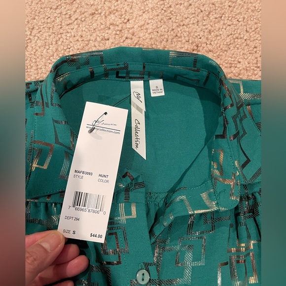 Women's NY COLLECTION Geometric Print button down long sleeve shirt - Picture 2 of 10